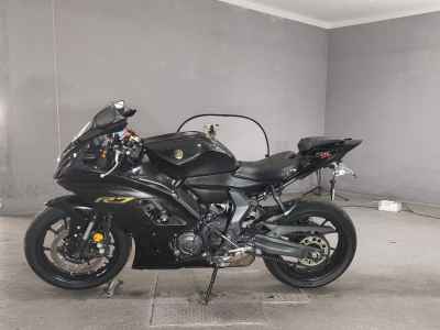 Yamaha YZF-R7 2022