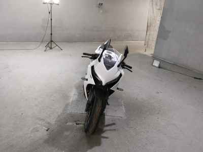 Honda CBR650R 2023