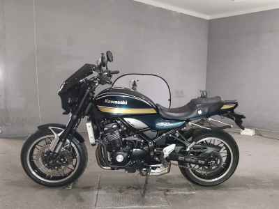 Kawasaki Z900RS 2021