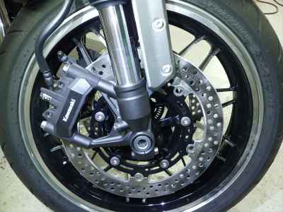 Kawasaki Z900RS 2025