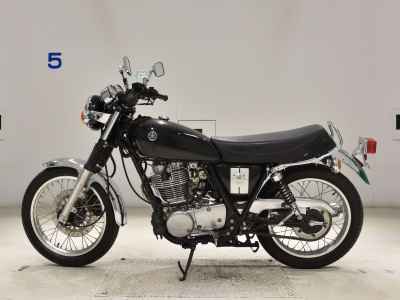 Yamaha SR400 2019
