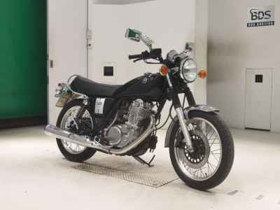 Yamaha SR400 2019