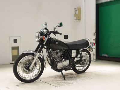 Yamaha SR400 2019