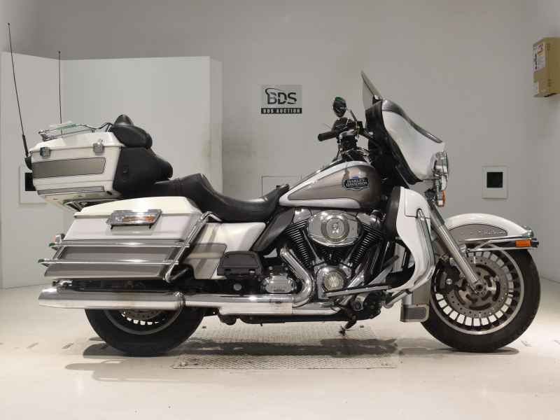 Harley-Davidson Electra Glide FLHTCU1580 2008