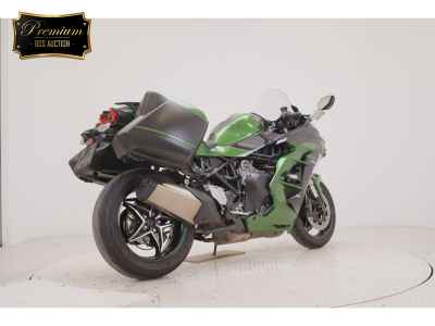 Kawasaki Ninja H2 SX 2018