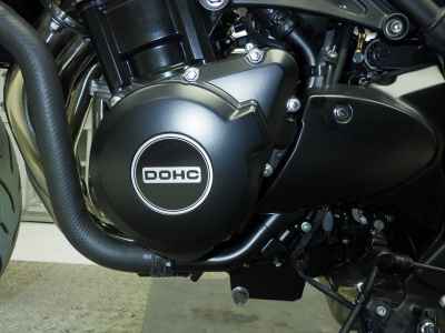 Kawasaki Z900RS Cafe 2025