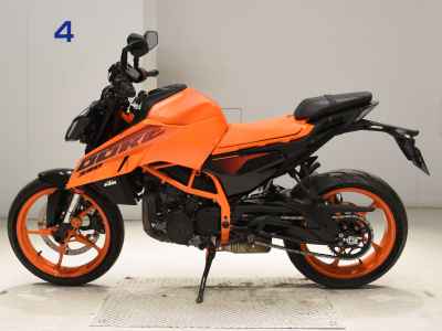 KTM 390 Duke 2024