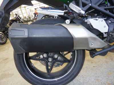 Kawasaki Ninja H2 SX 2024