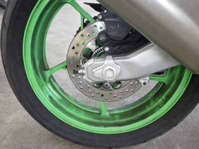 Kawasaki Ninja ZX-4RR 2024