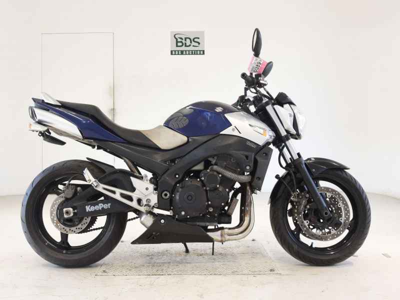 Suzuki GSR400 2009