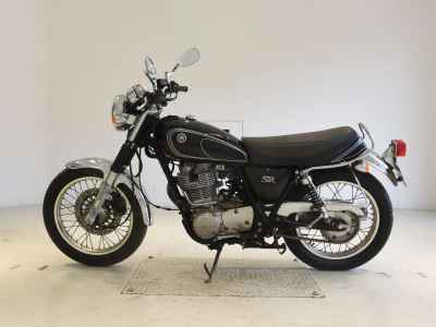 Yamaha SR400 2012