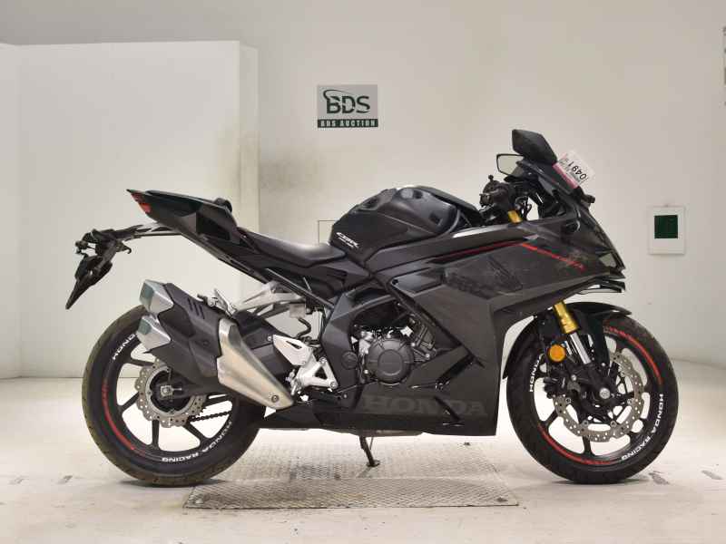 Honda CBR250RR 2023