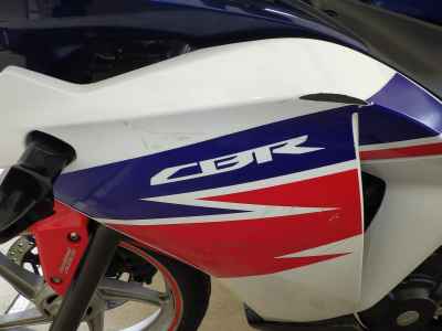 Honda CBR250R 2011