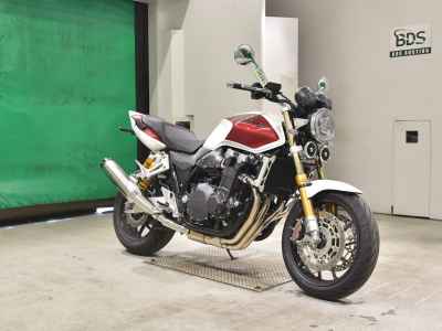 Honda CB1300SF 2025