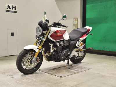 Honda CB1300SF 2025
