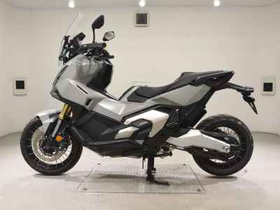Honda X-Adv 750 2025