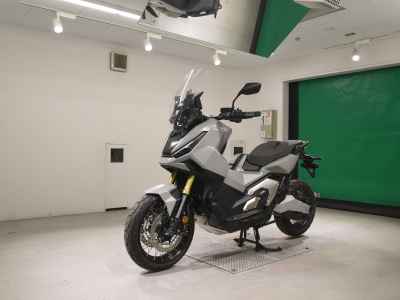 Honda X-Adv 750 2025