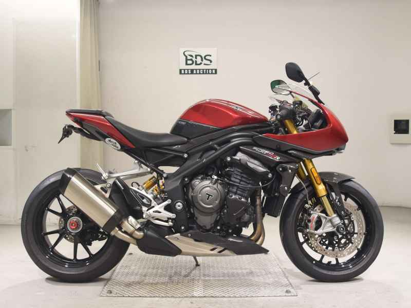 Triumph Speed Triple 1200 RR 2022