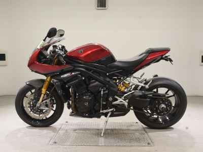 Triumph Speed Triple 1200 RR 2022