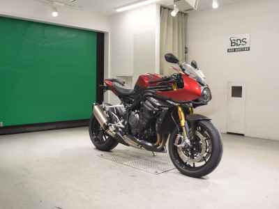 Triumph Speed Triple 1200 RR 2022