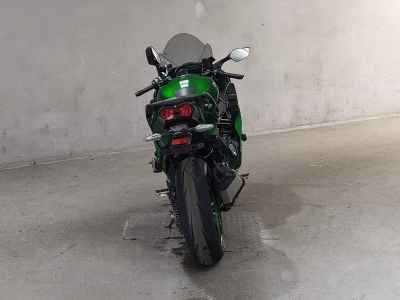 Kawasaki Ninja H2 SX 2018