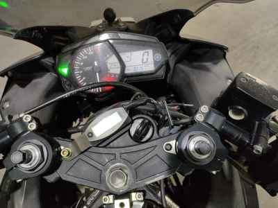 Yamaha YZF-R25 2017