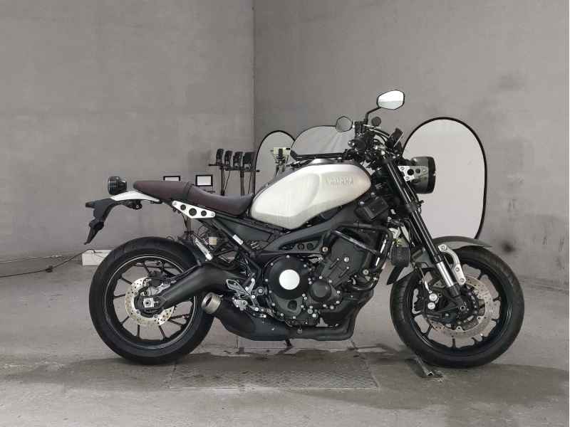 Yamaha XSR900 2016