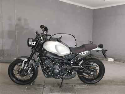 Yamaha XSR900 2016