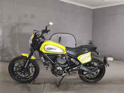Triumph Scrambler 900 2017