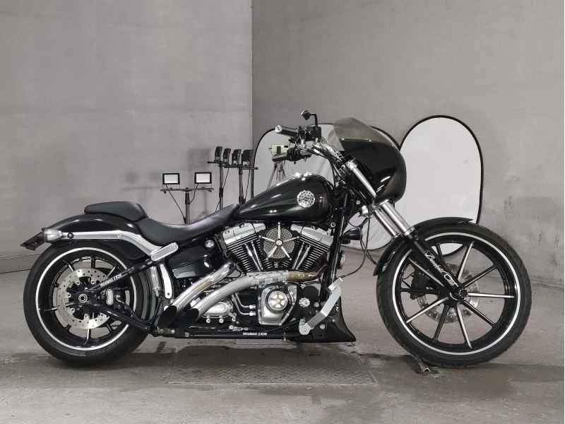 Harley-Davidson Breakout FXSB1580 2014