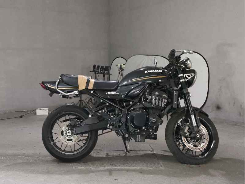 Kawasaki Z900RS 2018