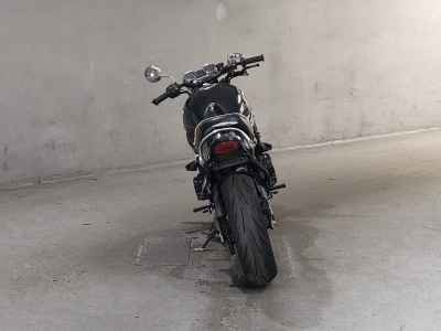 Kawasaki Z900RS 2018