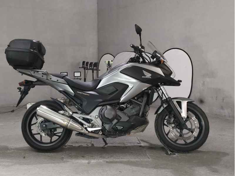 Honda NC750X DCT 2015