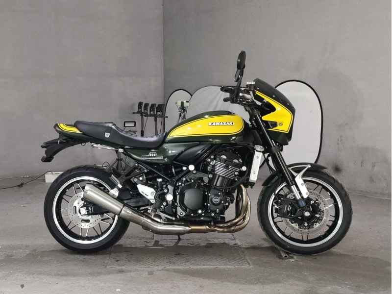 Kawasaki Z900RS 2024