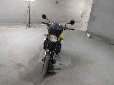 Kawasaki Z900RS 2024