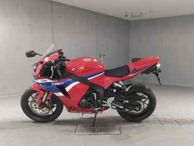 Honda CBR600RR 2024