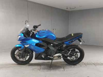 Kawasaki Ninja 400R 2013