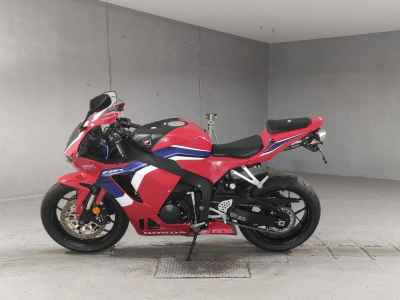 Honda CBR600RR 2021
