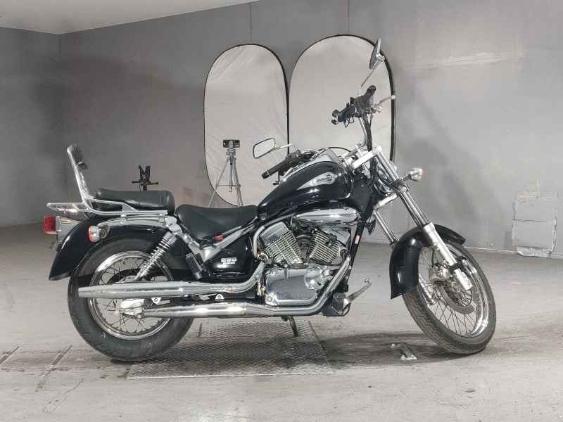Suzuki Intruder 250LC 2005