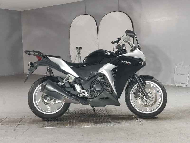 Honda CBR250R 2011
