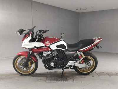 Honda CB400 Super Boldor 2006