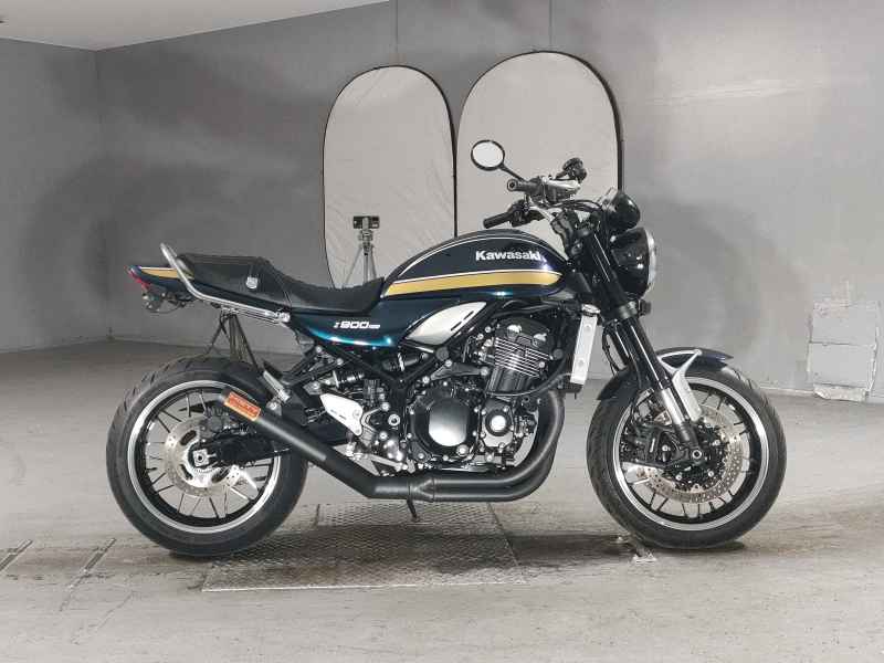 Kawasaki Z900RS 2023