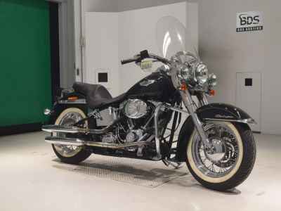 Harley-Davidson Deluxe FLSTN1580 2008