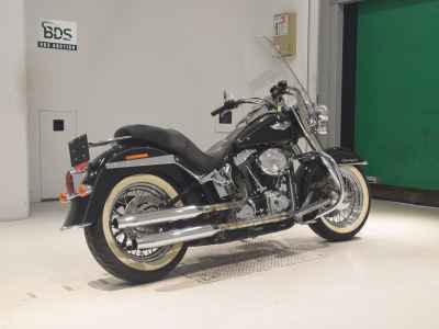 Harley-Davidson Deluxe FLSTN1580 2008
