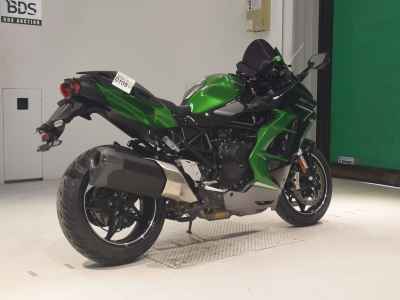 Kawasaki Ninja H2 SX 2024