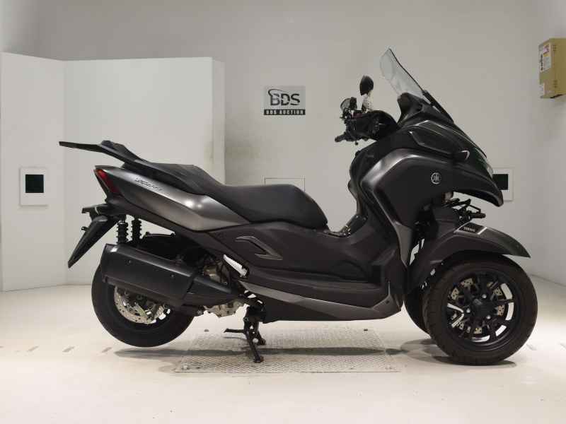 Yamaha Tricity 300 2025