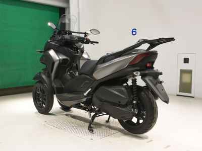 Yamaha Tricity 300 2025
