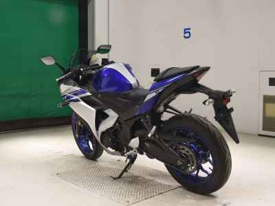 Yamaha YZF-R3 2016
