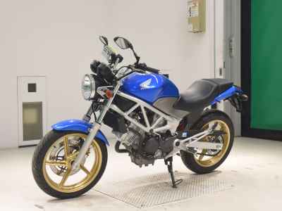Honda VTR250 2011