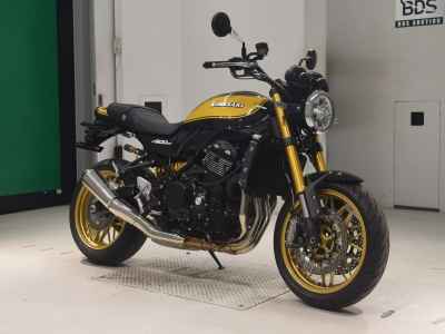 Kawasaki Z900RS SE 2024